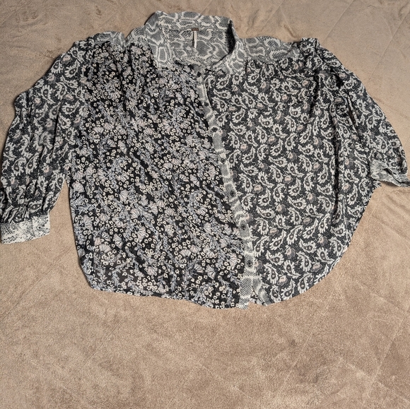 Free People Dani Button-Down Blouse  - Size L- Oversized - Picture 6 of 10